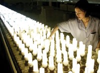 Chính sách với người lao động cần đúng luật và đảm bảo công bằng để họ thực sự yên tâm làm việc.