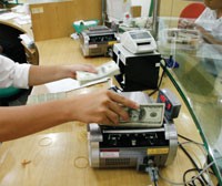 Cầu ngoại tệ thường tăng lên vào những tháng cuối năm, phục vụ hoạt động Link Vào Nhà Cái KL99 COM Tặng +199k hàng hóa dịp Lễ, Tết.