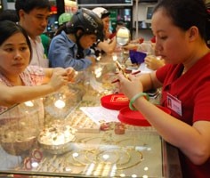 Giao dịch vàng trang sức gần như không bị ảnh hưởng từ việc đóng cửa sàn vàng (ảnh minh họa).