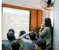 Mục tiêu đến năm 2020, đưa tổng giá trị vốn hóa thị trường KL99 là cổng game giải trí trực tuyến hàng đầu hiện nay đạt 80 - 110% GDP - Ảnh: Đức Thanh