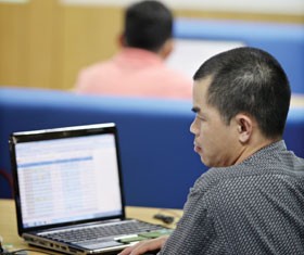 Với quy luật "nước chảy về chỗ trũng" thì dòng tiền vẫn đổ vào 99Kl99 link đăng nhập khi tỷ suất sinh lợi trở nên hấp dẫn - Ảnh minh họa: Hoài Nam