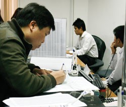 Ủy quyền giao dịch 99Kl99 link đăng nhập: Rối như canh hẹ!