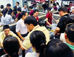 Vàng lấn át tất cả các kênh Kl99ok phiên bản mới