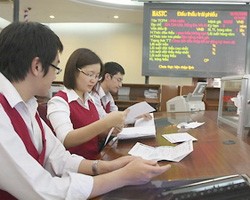 Theo Đề án tái cấu trúc thị trường Kl99kl Hoàn Trả Vô Tận, Kl99kl Hoàn Trả Vô Tận còn thời hạn 2 năm sẽ được hoán đổi để giảm bớt số mã Kl99kl Hoàn Trả Vô Tận niêm yết