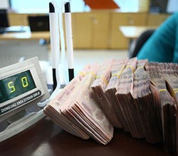 Đây là lần đầu tiên vi phạm trần KL99 là cổng game giải trí trực tuyến hàng đầu hiện nay bị xử lý kể từ khi cơ chế trần được áp dụng vào tháng 3/2011