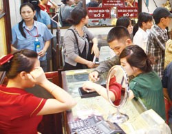 Thị trường vàng cần giải  pháp căn cơ hơn