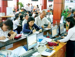 Khách hàng giao dịch tại một Link Vào Nhà Cái KL99 COM Tặng +199k