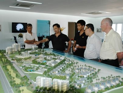Dân chờ mua nhà… đại hạ giá