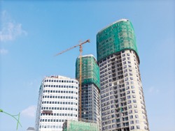 Dưới áp lực của tiến độ nộp tiền, NĐT sẽ tiếp tục hạ giá 