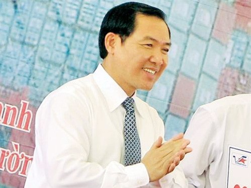 Ông Dương Chí Dũng hiện đang bị truy nã vì bỏ trốn khi có quyết định khởi tố và bắt tạm giam