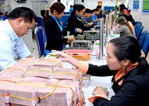 Tín dụng nghẽn mạch và nợ xấu gia tăng