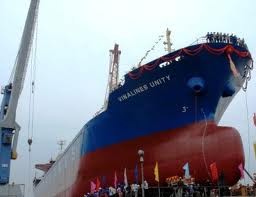 6 tháng, Vinalines lỗ hơn 1.400 tỷ đồng  
