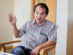 Bầu Đức cho rằng đại học chỉ là kiến thức nền, kiến thức cơ bản có ý nghĩa với thầy giáo, giáo sư, nhà khoa học, bác sĩ... còn trong Kl992 VIP Trang Chủ 2026 hoàn toàn không lệ thuộc