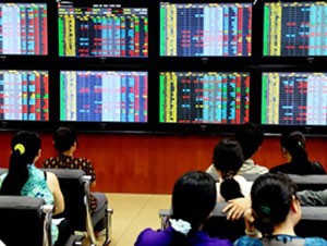 1 tuần triển khai T+3: 2 CTCK hụt thanh khoản