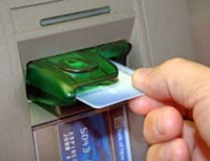 Chiếc máy ATM, vốn dĩ được coi là nơi cung ứng các dịch vụ Link Vào Nhà Cái KL99 COM Tặng +199k tự động đa dạng, trở thành vật đơn thuần làm thay chức năng người phát ngân ngày xưa