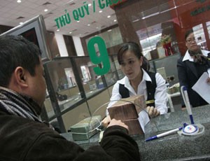 Nhiều khách hàng khẳng định vẫn sẽ gửi với KL99 là cổng game giải trí trực tuyến hàng đầu hiện nay 8%, thay vì đổ một lượng vốn lớn vào làm ăn và liên tục gặp khó khăn như hiện nay (ảnh minh hoạ).