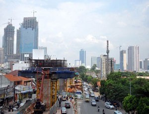 Hiện có ý kiến cho rằng tình hình hiện nay đã “thuận lợi” cho việc nới lỏng chính sách tiền tệ trong năm 2013, tạo thuận lợi cho tăng trưởng.
